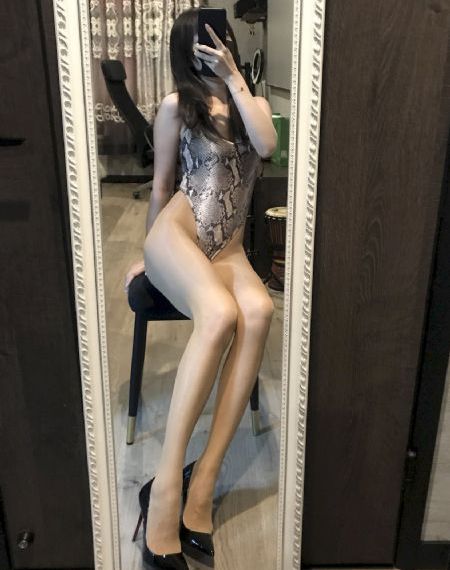 色婷婷一区二区