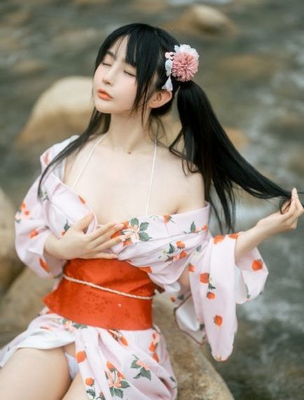 寝乱义母电影
