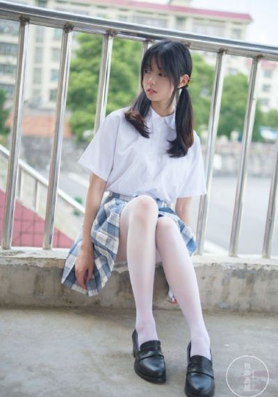 免费观看全黄做爰的视频